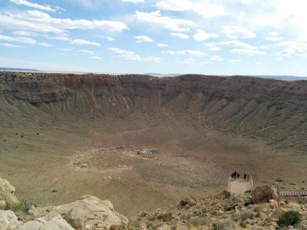 crater-g5e07ef1e3_1280